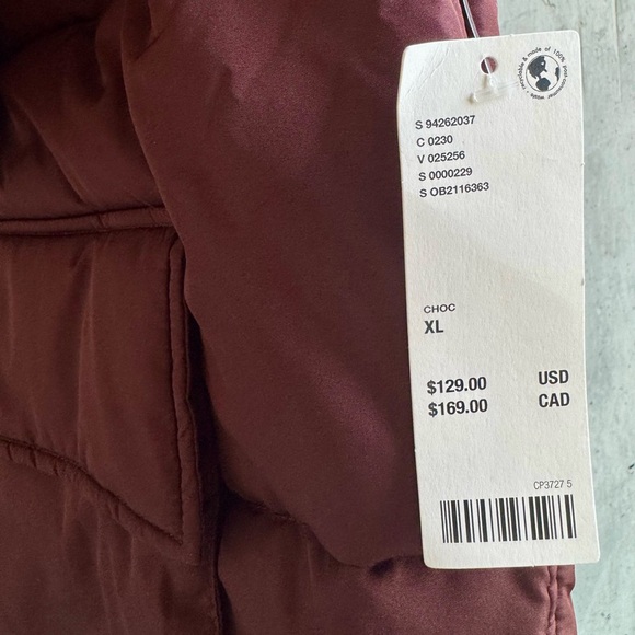 NWT Urban Outfitters’ Standard Cloth Filled Jacket - Picture 6 of 12